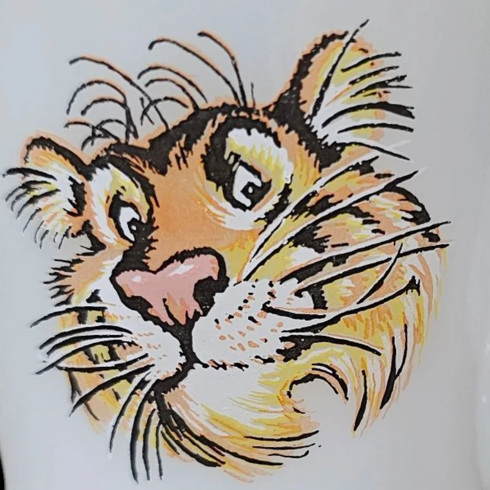 Vintage Esso/Exxon Tiger In Your Tank By Fire King 50's 60s Milk Glass‎